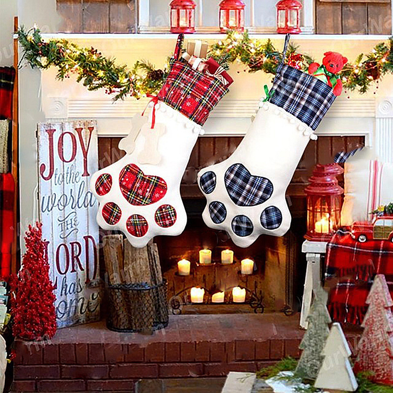 Hot Sale High Special Design Dog Paw Plaid Christmas Stocking For Christmas Decorations