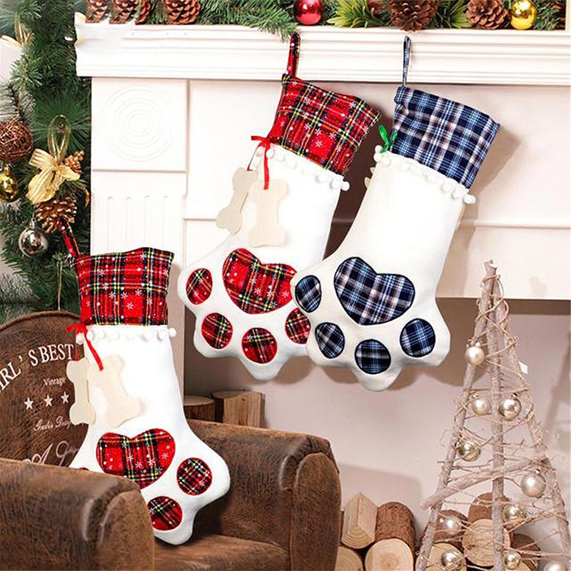 Hot Sale High Special Design Dog Paw Plaid Christmas Stocking For Christmas Decorations