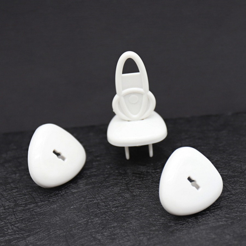 Mommy's Helper Outlet Plugs Plastic Electrical Protector Baby Proofing electrical socket cover