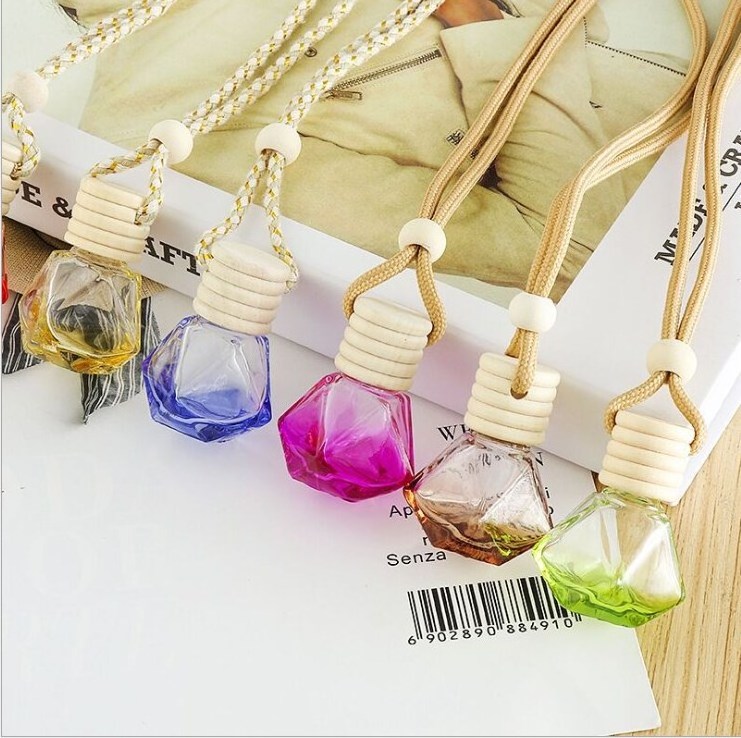 5ml 6ml 8ml 10ml Wholesale diffuser empty hanging car perfume bottle with wooden cap car aroma diffuser glass bottles