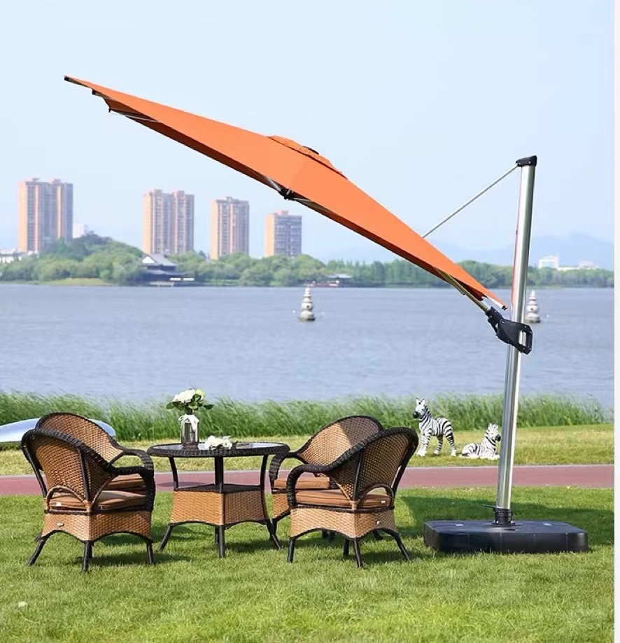 Metal Aluminum Garden LED Furniture Patio Outdoor Parasol Solar Panel Cantilever Hanging Umbrella for Rsetaurant