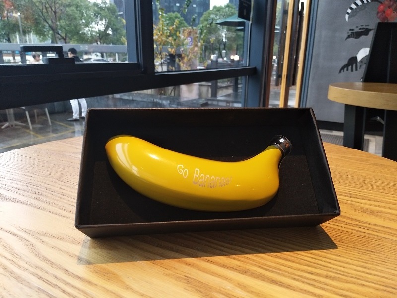 Luxury Novelty Stainless Steel Banana Shape Hip Flask For Promotional 5oz