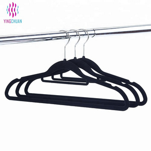 High-quality black velvet plastic hangers closet