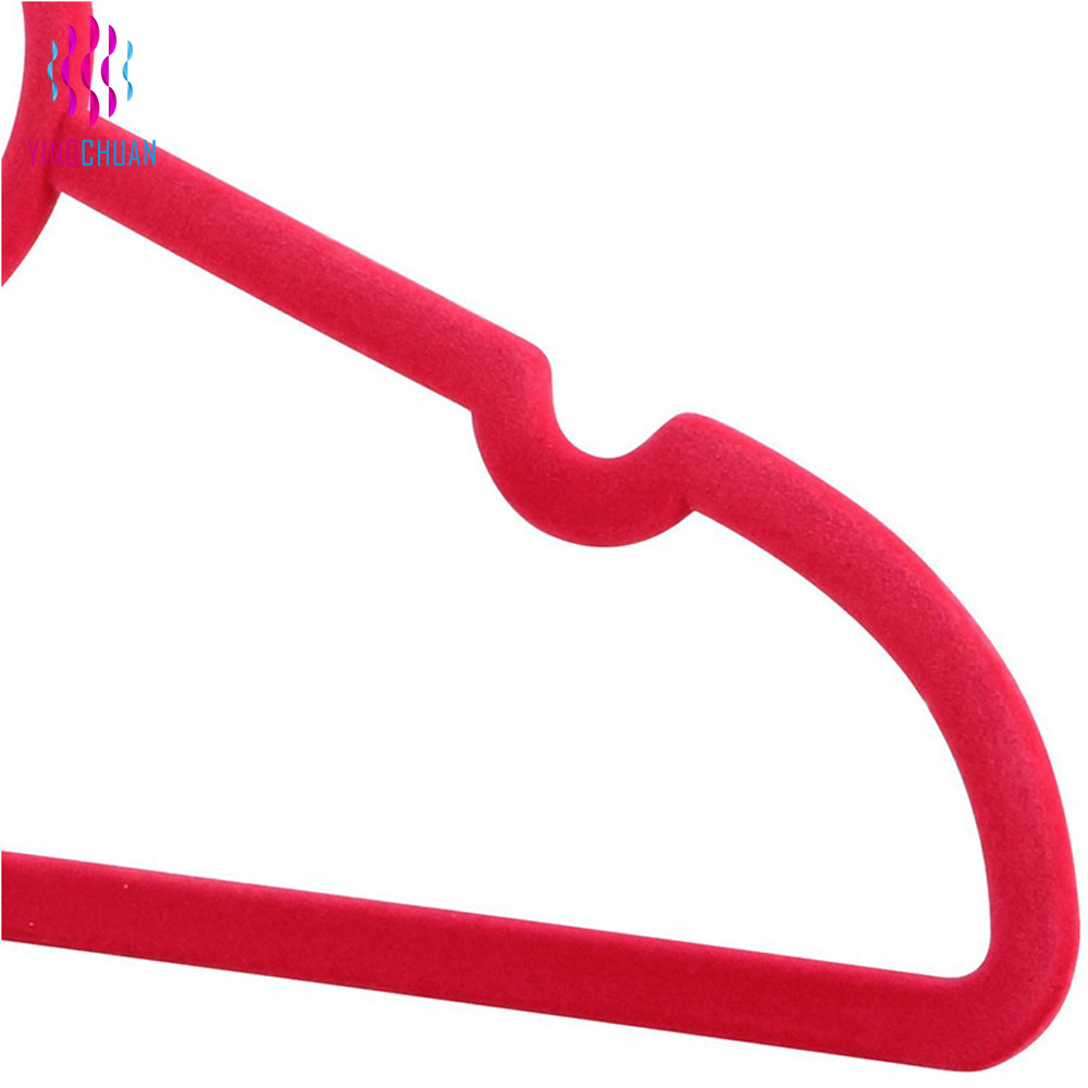 Plastic clothes hanger heart shape velvet hanger for coat suit