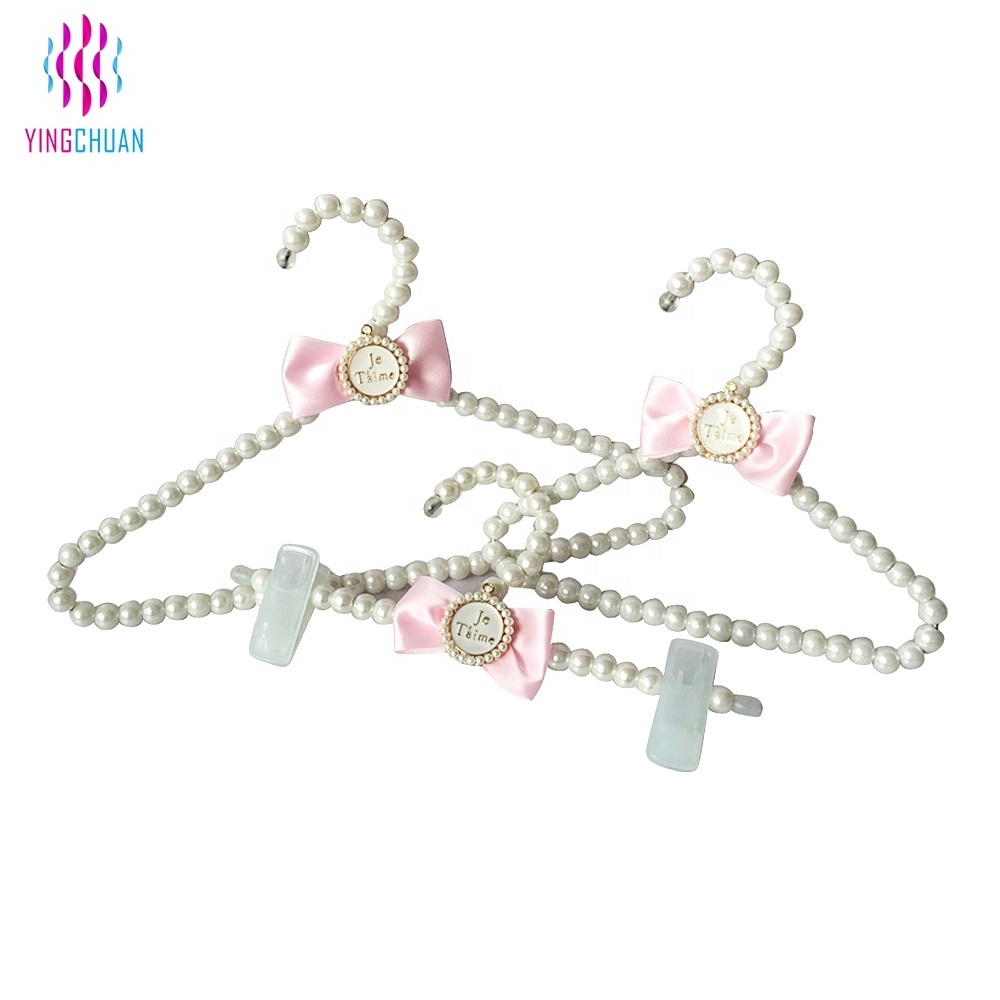 Hot sale pearl hangers for clothes