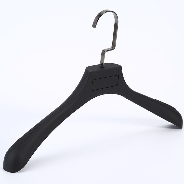 Wholesale Hanger Customized LOGO Suit Coat Hanger Plastic Hangers for Clothing Store