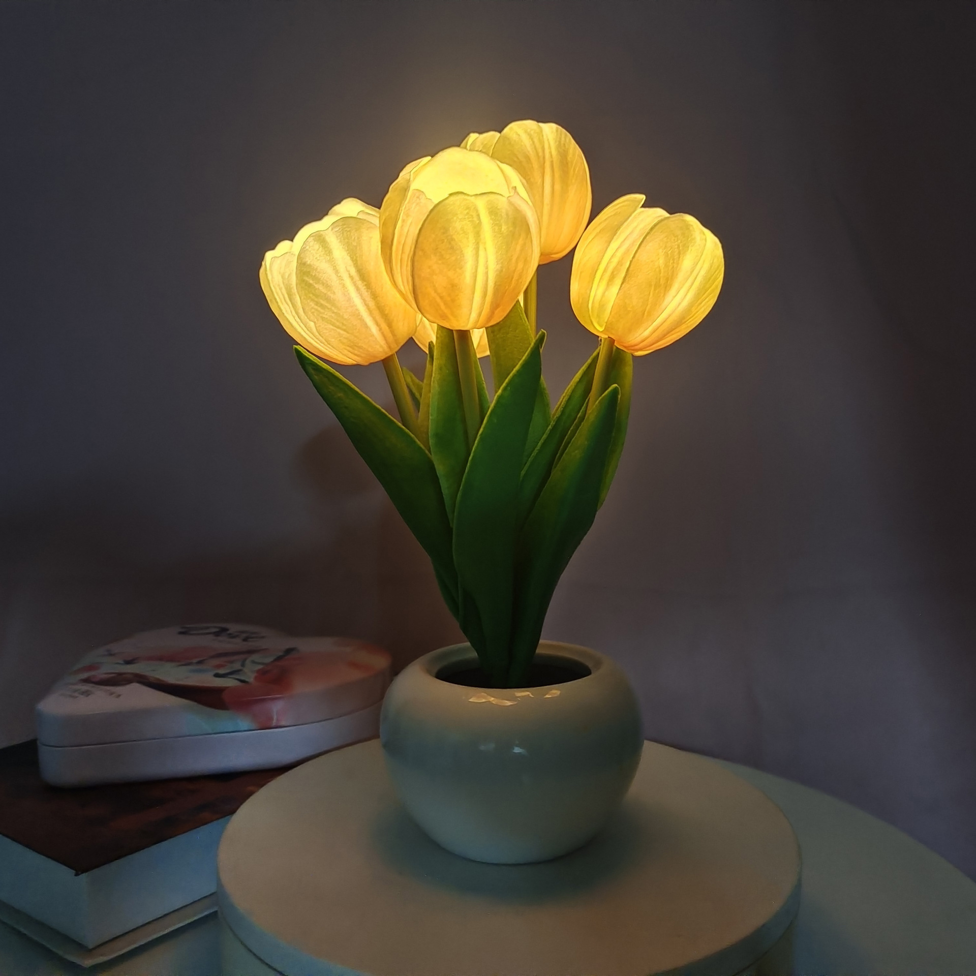 2022 Creative Atmosphere Bonsai Tulip LED Atmosphere Lamp