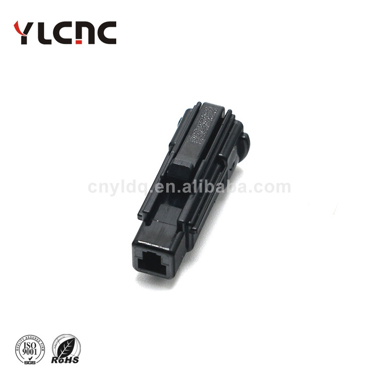 YLCNC Pa66 Gf25 Automotive Magnetic Power Plug Cable Connectors Types