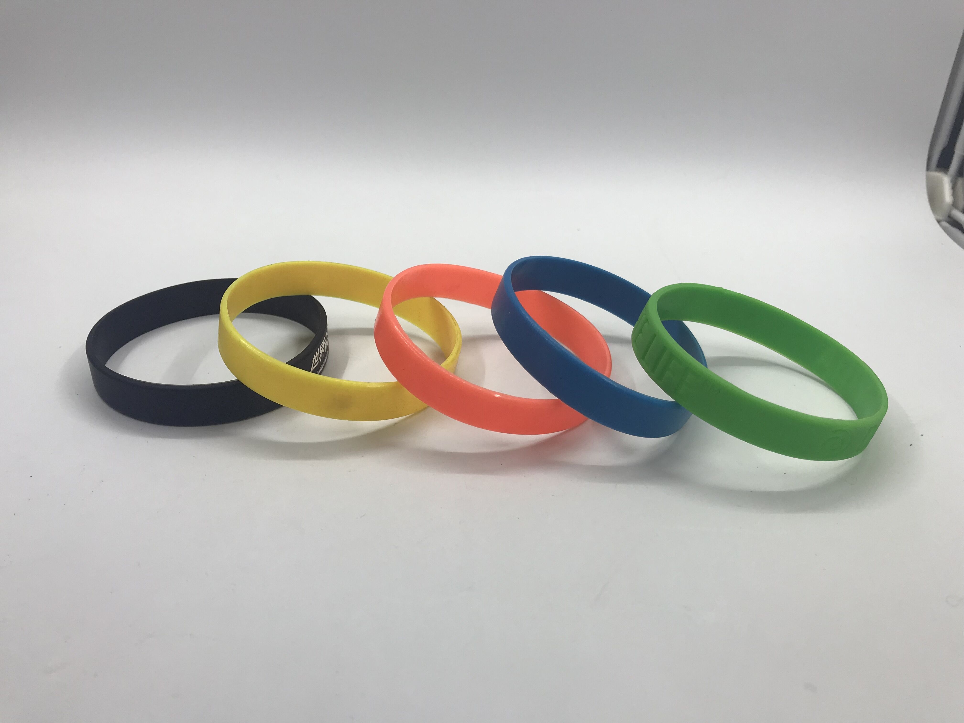 Colored cheap custom rubber silicone band