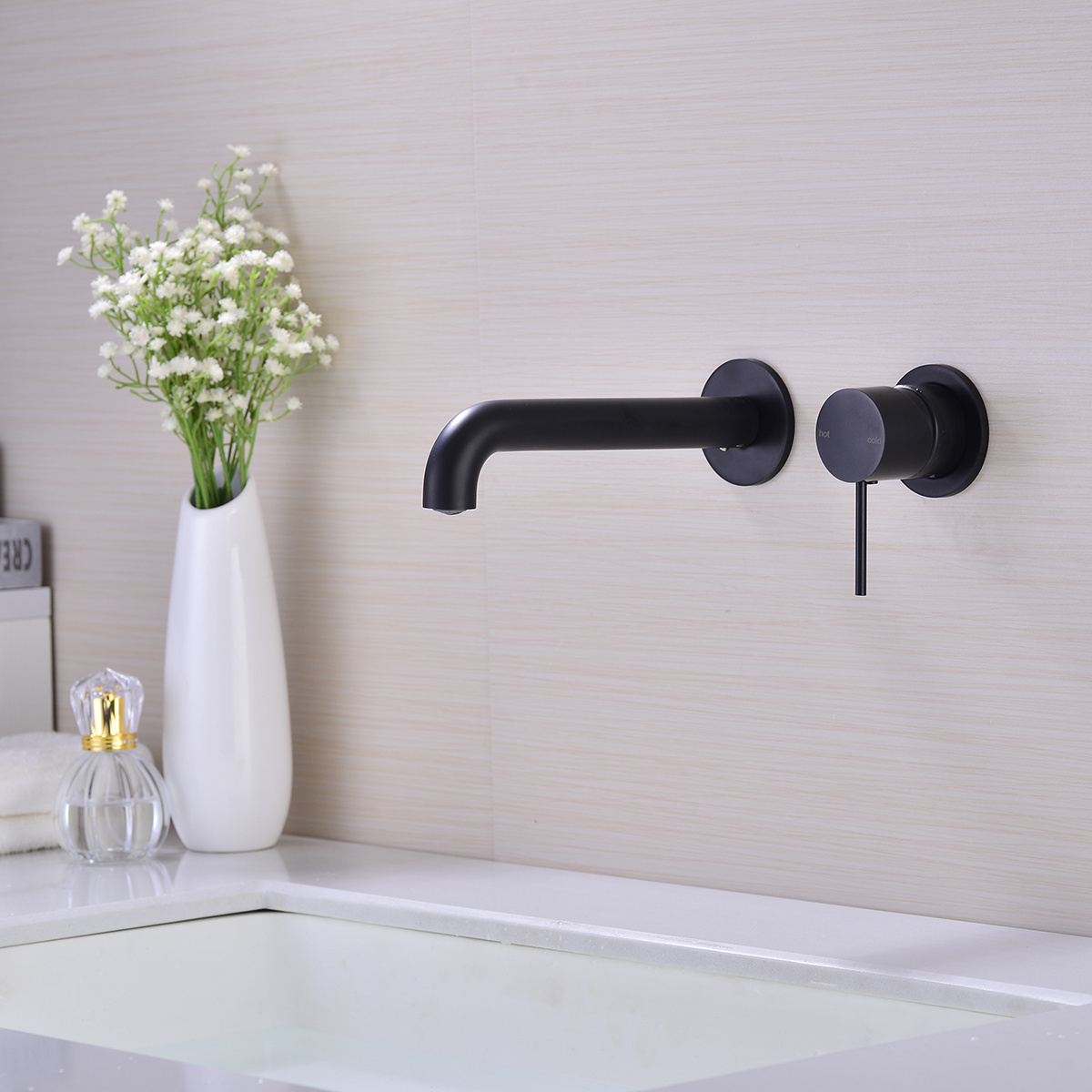 Copper One-handed Bathroom Wall Installation Brass Basin Sink Mixer Hot Cold Spray Trough Rough Valve Bathtub Faucet