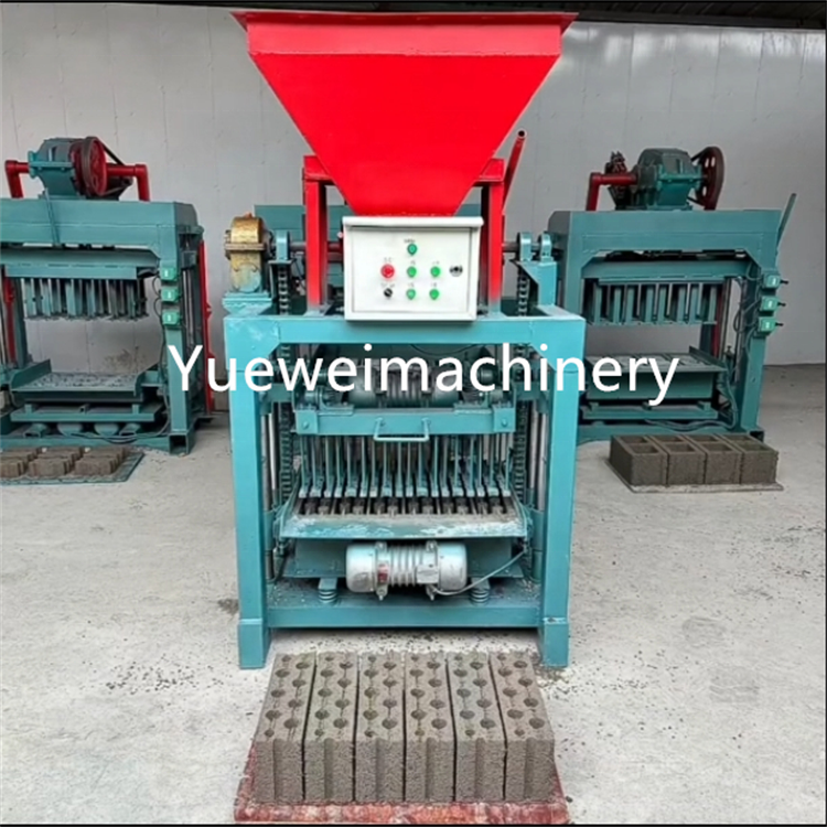 Concrete cement hollow block brick machine Multi-function equipment produces six hollow bricks at a time