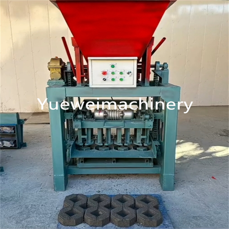 Concrete cement hollow block brick machine Multi-function equipment produces six hollow bricks at a time