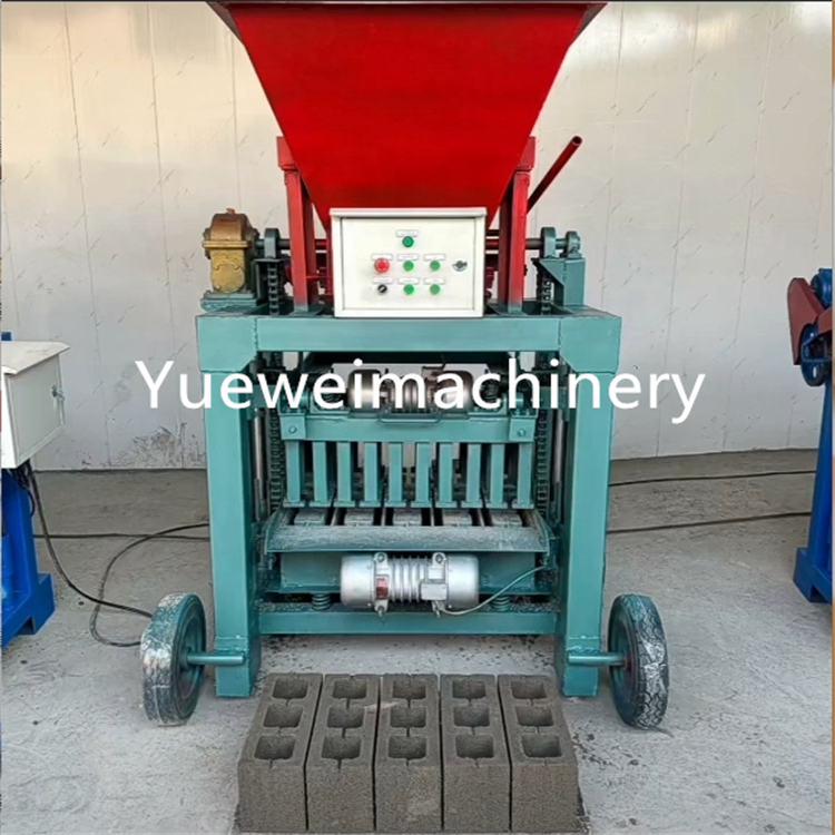 Concrete cement hollow block brick machine Multi-function equipment produces six hollow bricks at a time