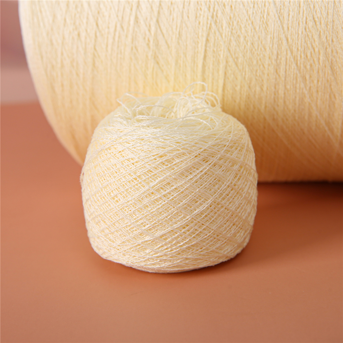 High Quality Viscose Ice Thread Yarn for Weaving and Sewing Knitting Machine Spun Hollow Yarn for Crochet and Knitting