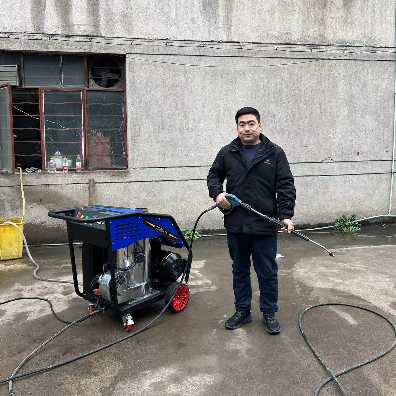 New Italian best-selling CE certified 250bar3000psi diesel hot water high-pressure cleaning machine