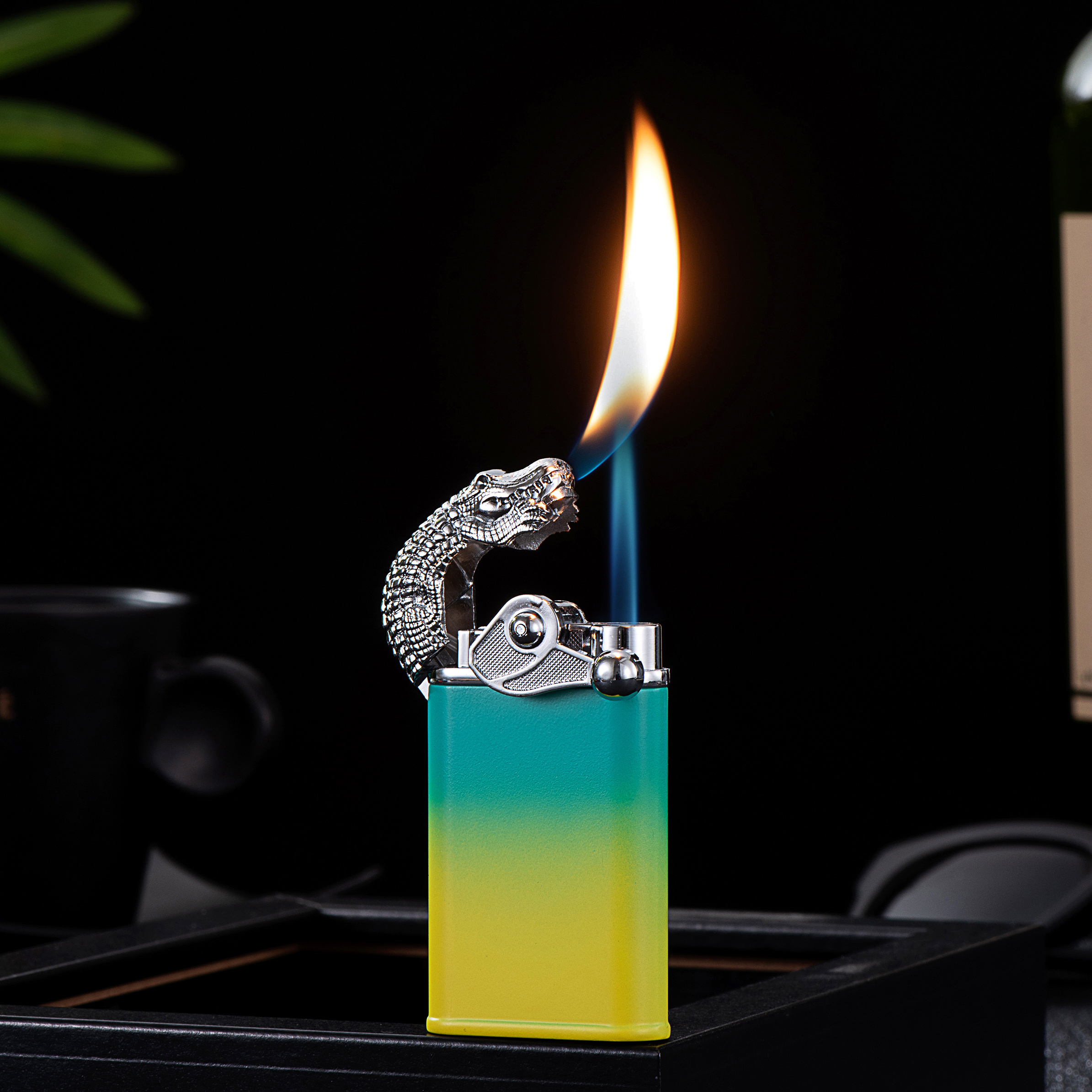 YN New design Crocodile double flame 2.0 lighter custom logo wholesale lighter dragon flame custom logo torch lighters