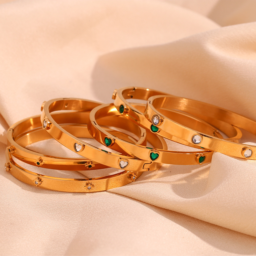 Waterproof Jewelry PVD Gold Plated Bangles Set Shining Zircon Non Tarnish Heart Zircon Stainless Steel Jewelry joyeria