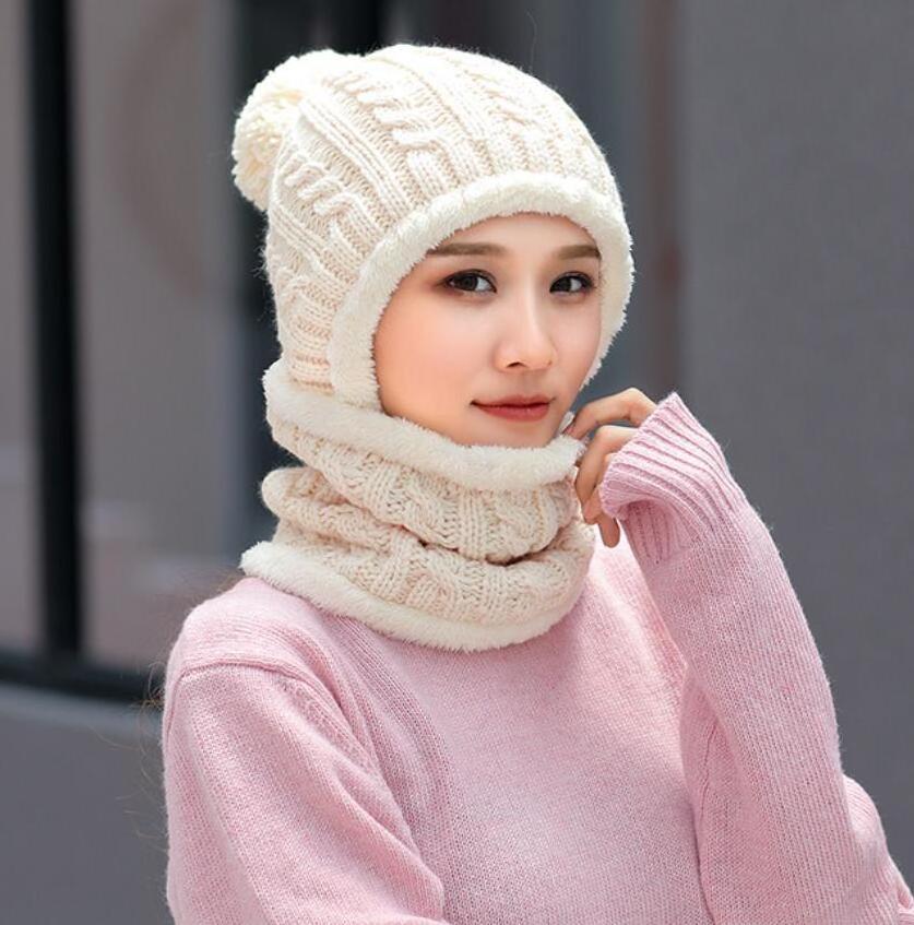 2024 Hot Selling Winter Warm Cable Knit  Pom Pom Hat Scarf Set