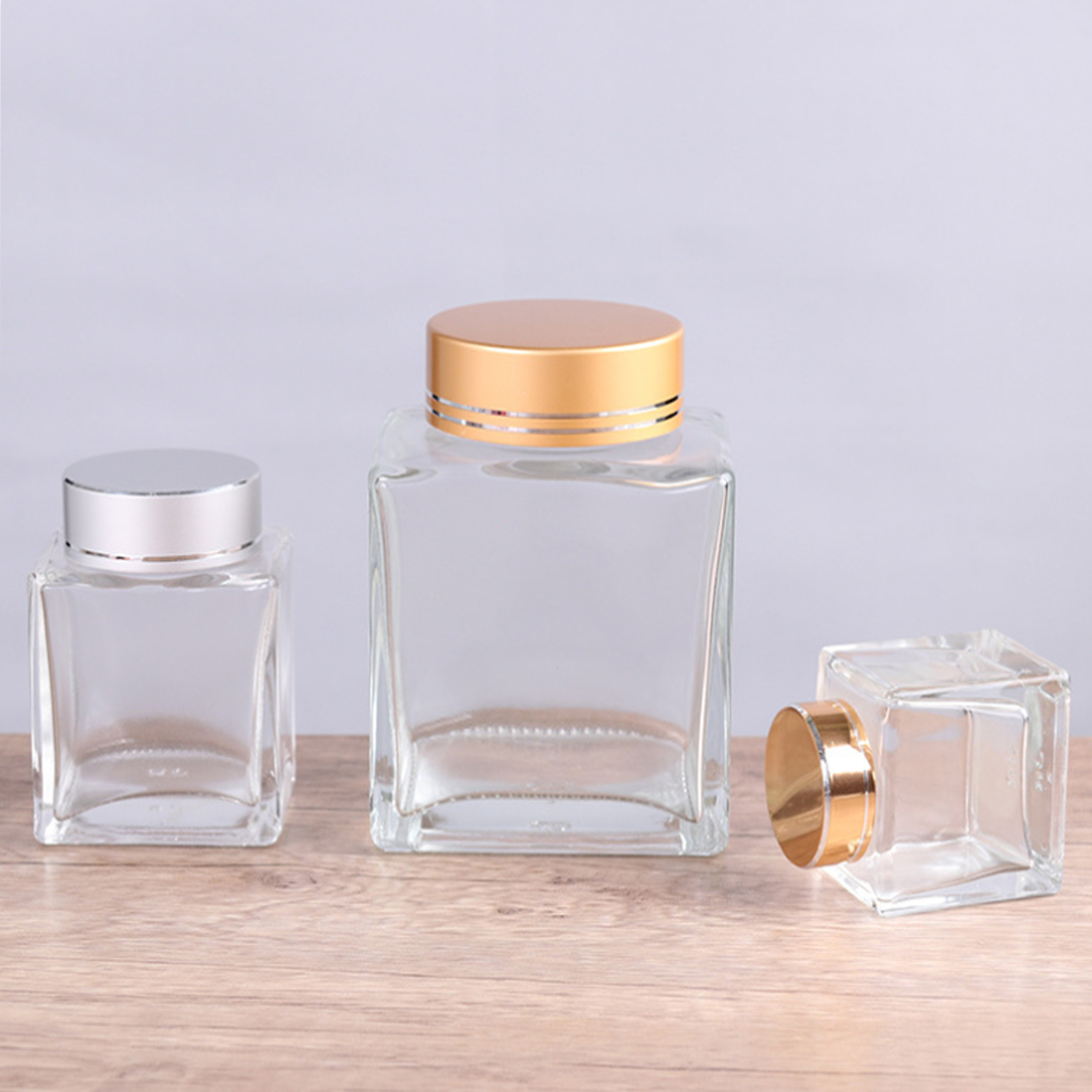 Honey pot jam pickle jar glass container bottles with gold Lid square honey pot de miel jam pickler en verre pour sauce