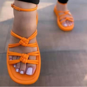 Buckle Strap Thick Sole Sandals 2023 New Solid Round Toe Sandals Oversized Woven Beach Sandals for Women