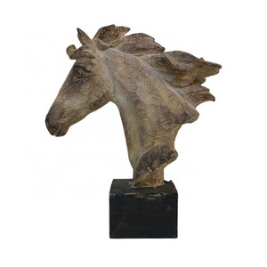 Faux Horse Head with Base Crafts Home Decorations Resin Horse Art Sculpture Personalized Resin Antique Wood Europe Animal Modern