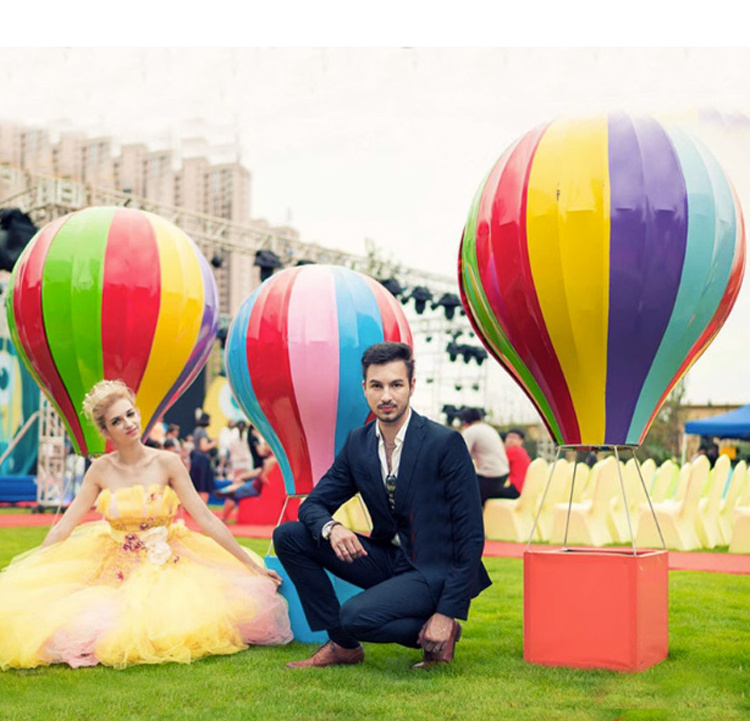 Wholesale Fashion Commercial Wedding Party Decoration Fiber Glass Hot Air Balloon Model Prop For Outdoor Decoration