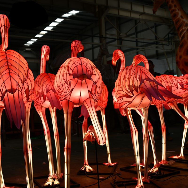 2023 New Outdoor Festival Motif Light Decoration Waterproof Animal Theme Flamingo Lantern for Christmas Halloween Holiday