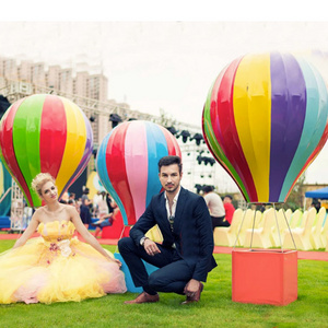 Chinese Factory Wholesale Commercial Decoration Fiber Glass Hot Air Balloon Model Prop For Outdoor Garden Wedding Decoration