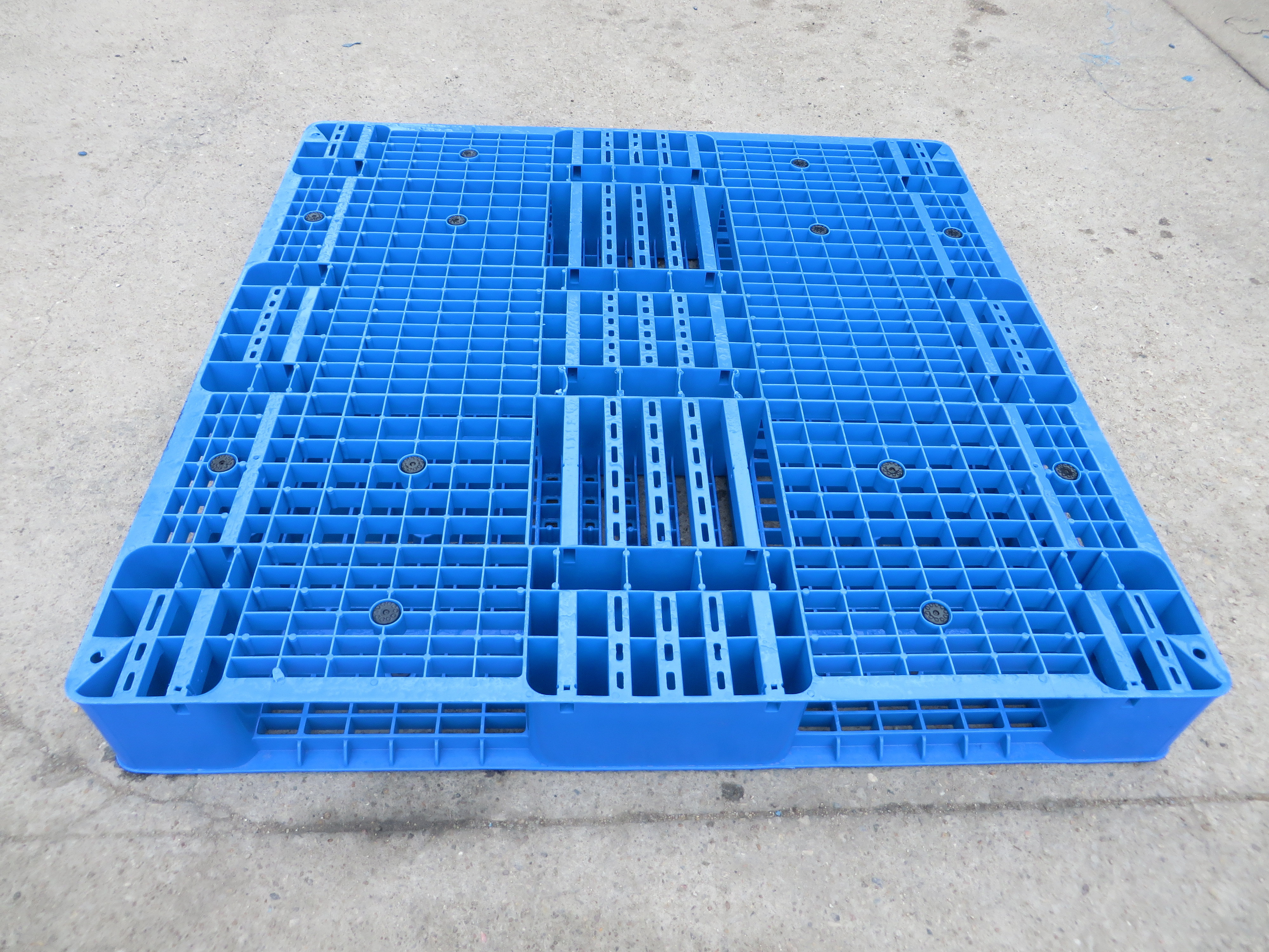 Durable Heavy Duty HDPE Double Sided Grid Open Deck Turnover Plastic Pallet For Industry