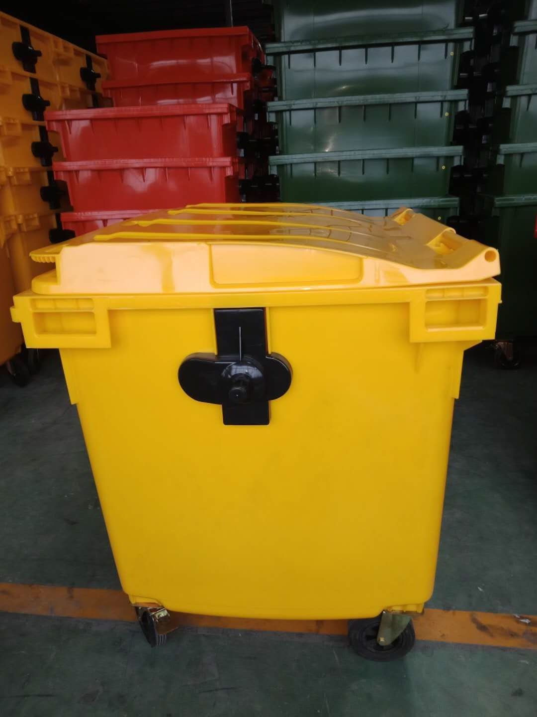 Very Large standard size mobile 1100 liter garbage bin with wheels and lid