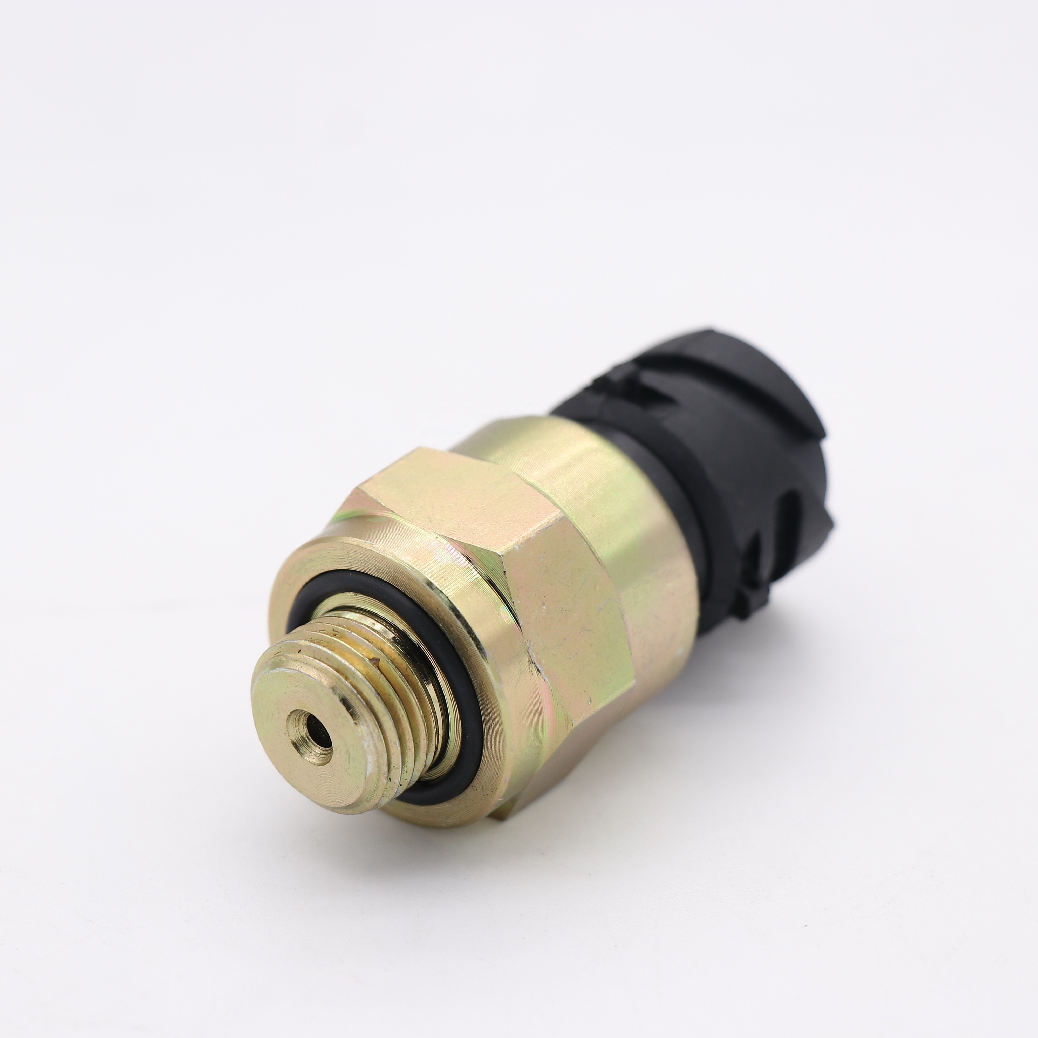 High Quality Oil Pressure Switch 20424051 for VOLVO Heavy Truck Parts Brake