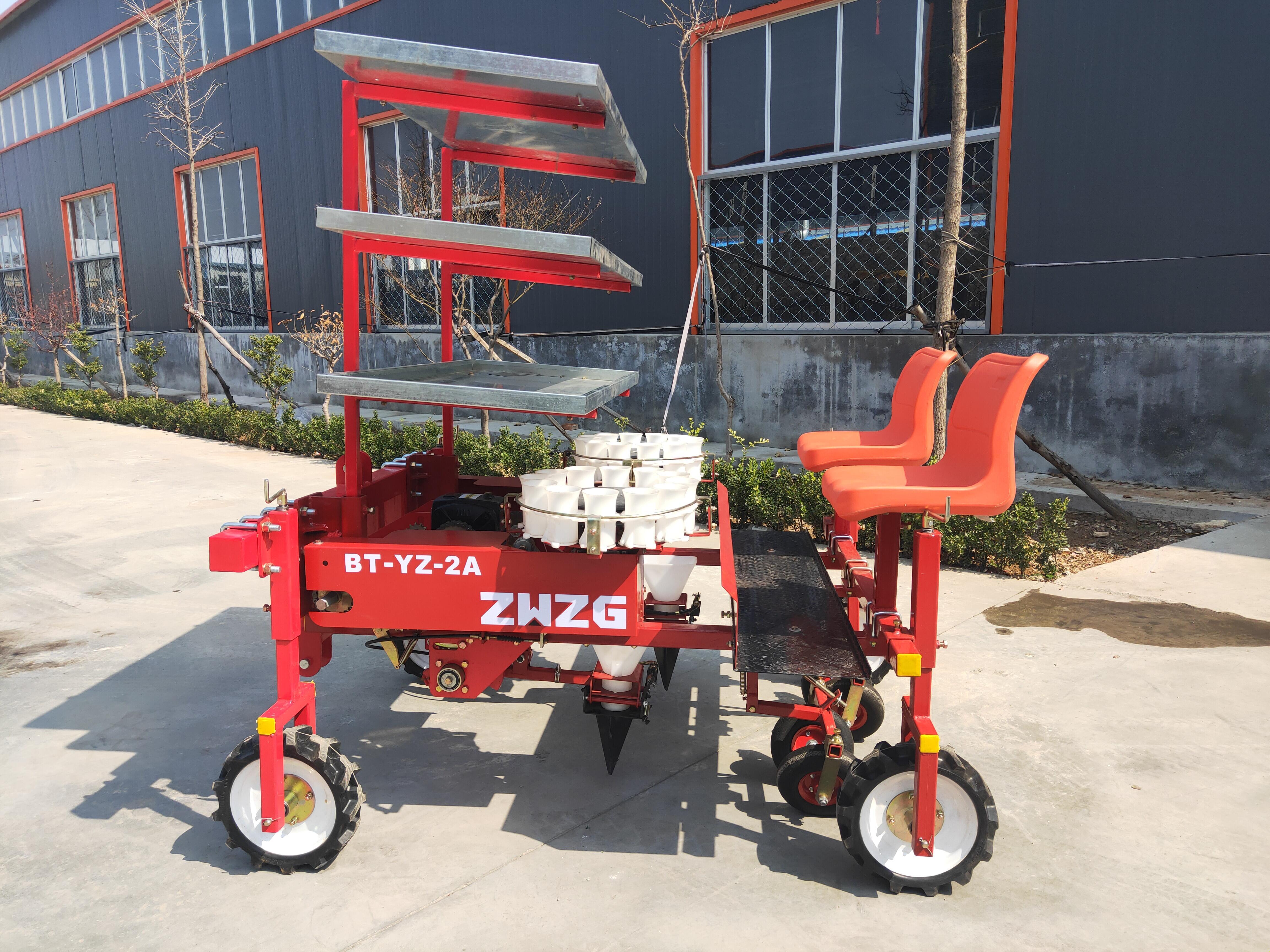 2024 Multifunctional tomato pepper vegetables seedling transplanter rice paddy planter planting machine