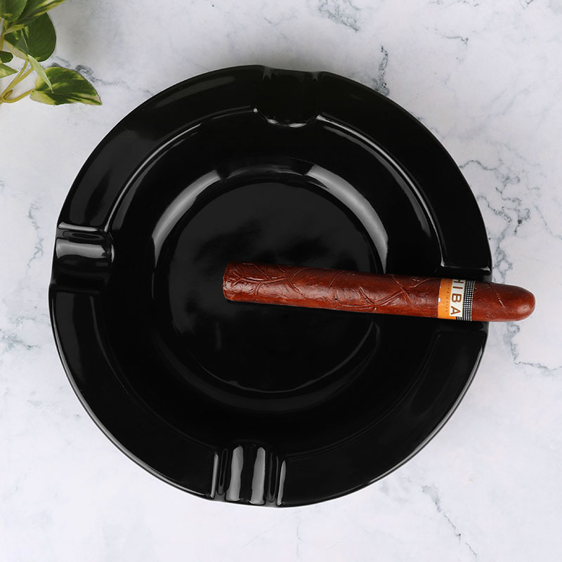 Custom Logo Round Smoking Glossy Black Ceramic Ashtrays Bar Hotel Home Cigarette Cigar Ashtray