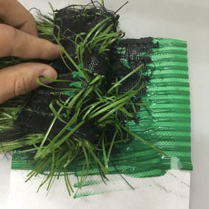 Polyurethane adhesive glue for landscape artificial grass and synthetic turf installation