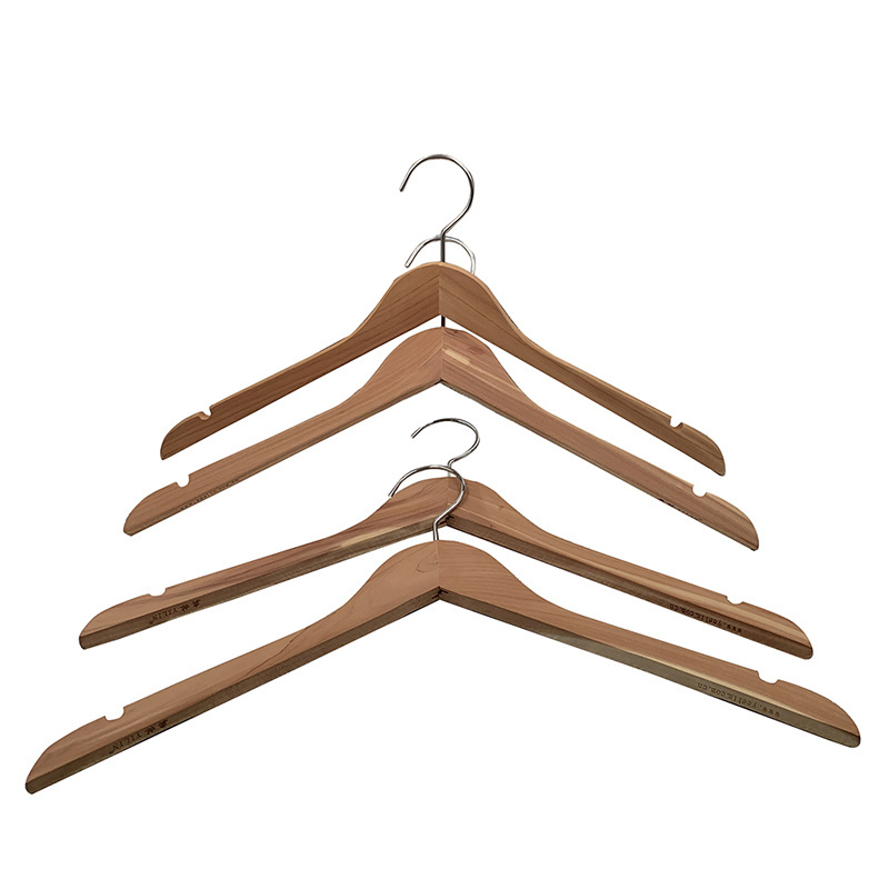 Black Hook Clips Chestnut Color Luxury Wooden Clothes Coat Hanger with Logo