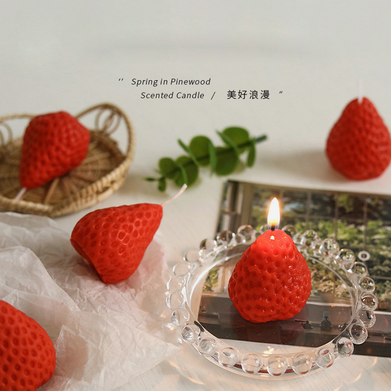 2023 hot mini Soy Wax Cute Strawberry Scented Candles Party Candle