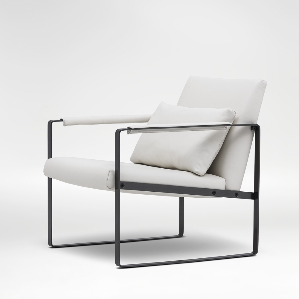 Black steel frame white leatherLeman Lounge chair