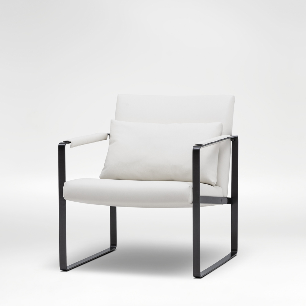 Black steel frame white leatherLeman Lounge chair