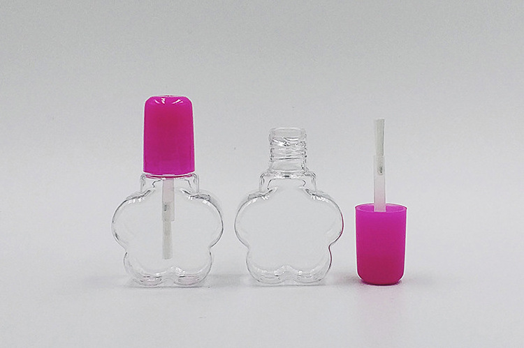 6-7ml plastic nail polish bottle for children Water-based plum blossom-shaped small empty bottle with brush PETG