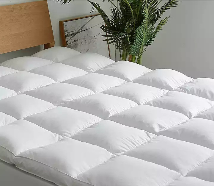 Soft White Goose Down Filled Bed Topper Mattress/Mattress Pad