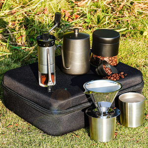 2022 Traditional Christmas Travel Outdoor Camping Filter Coffee Maker Gift Set Hand Grinder Pour Over Drip Coffee Set