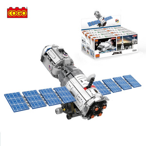 COGO 778 PCS 8 in 1 Space Set Hot Sell Assemble Plastic Wholesale 3D Satellite Building Block Toys for Kids