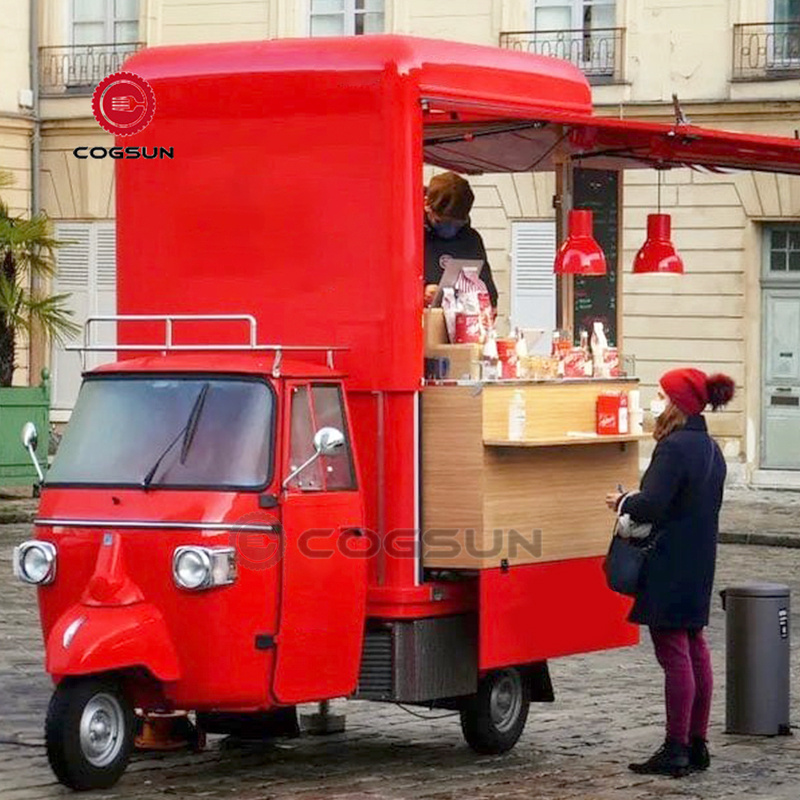 Electric Food Truck Fast Food Vending Cart Catering Cart Mobile Beer Bar Ice Cream Truck Tricycle Food Truck with Kitchen