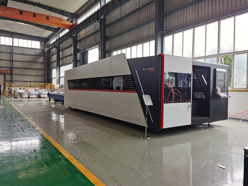 All Cover Laser Cutting Machine Metal CNC Enclosed Laser Cutting Machine