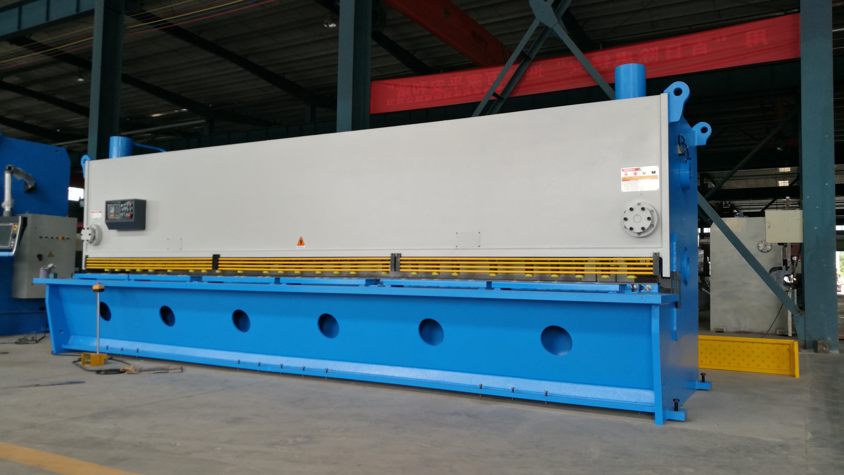 CNCColgar hydraulic guillotine shear machine metal sheet hydraulic guillotine shearing machine