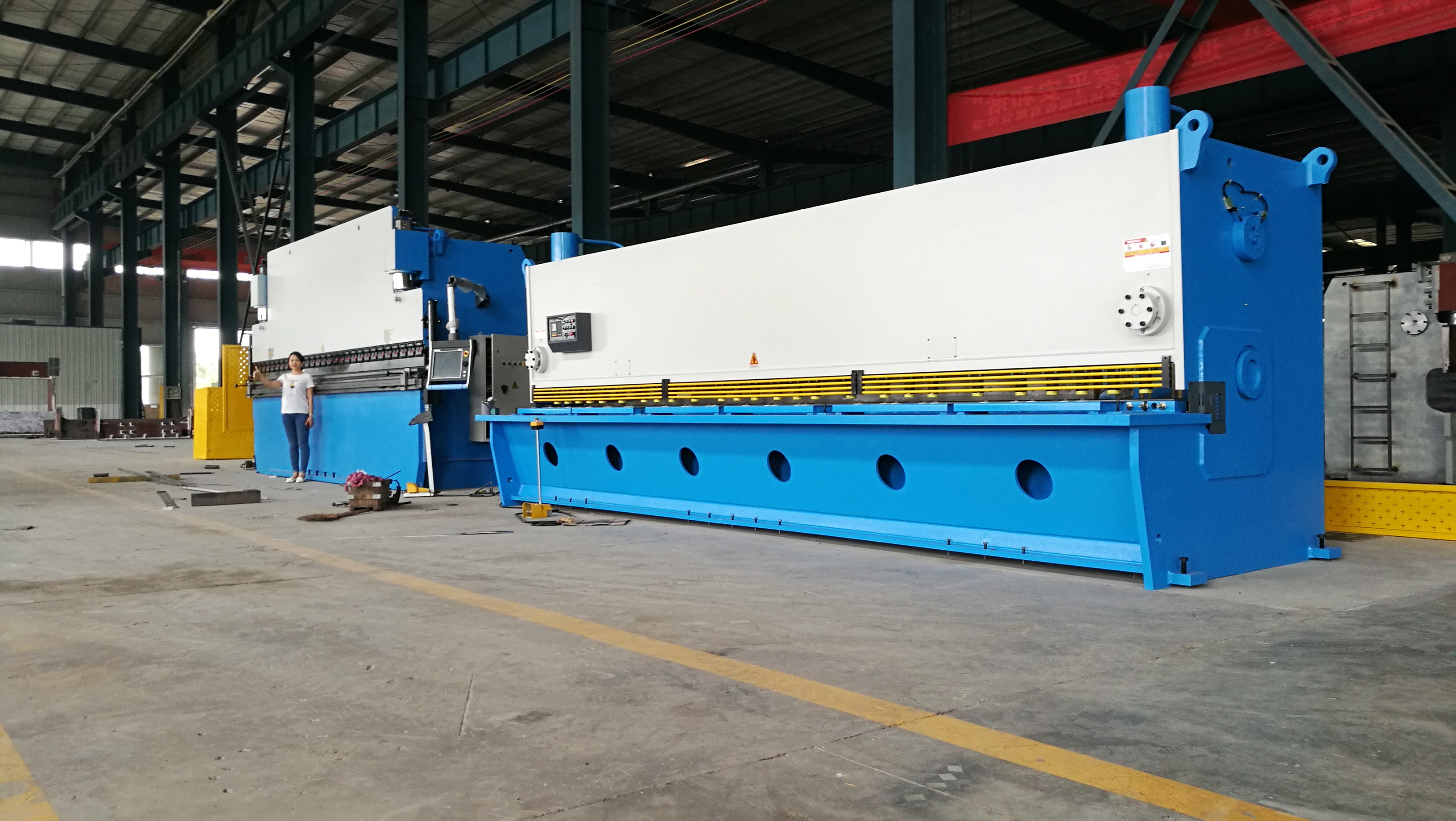 CNCColgar hydraulic guillotine shear machine metal sheet hydraulic guillotine shearing machine