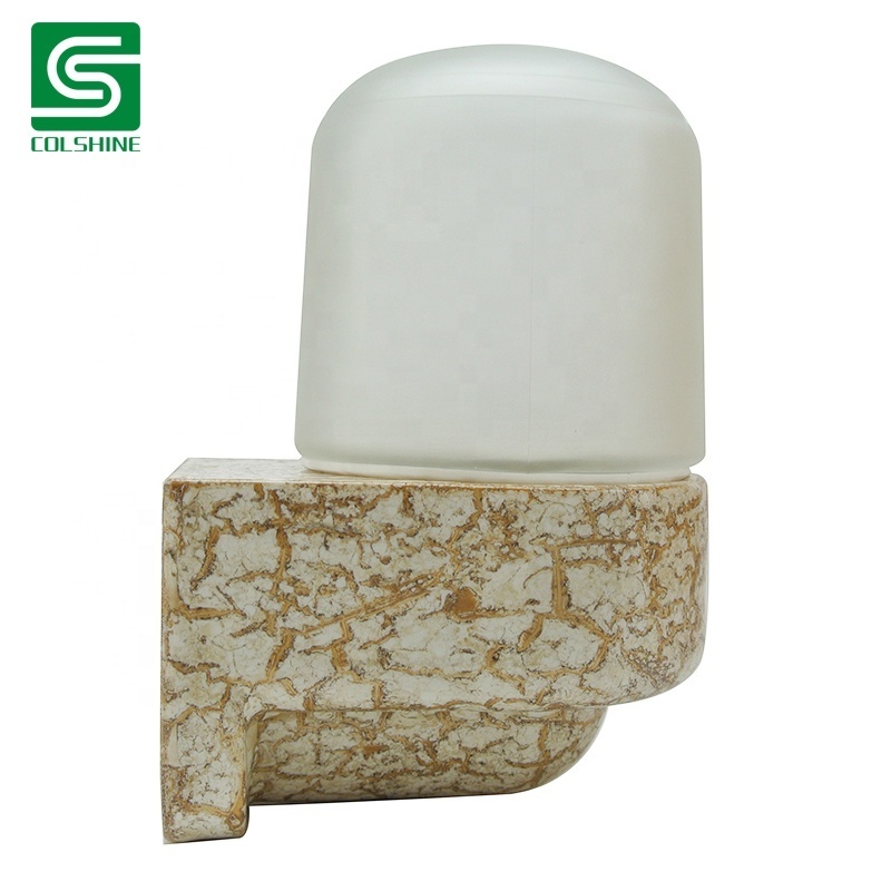 Old-fashioned Electrical Porcelain Lamp Base with Bulb with Glass Cover Long Life Span Electrical Sauna Lamp