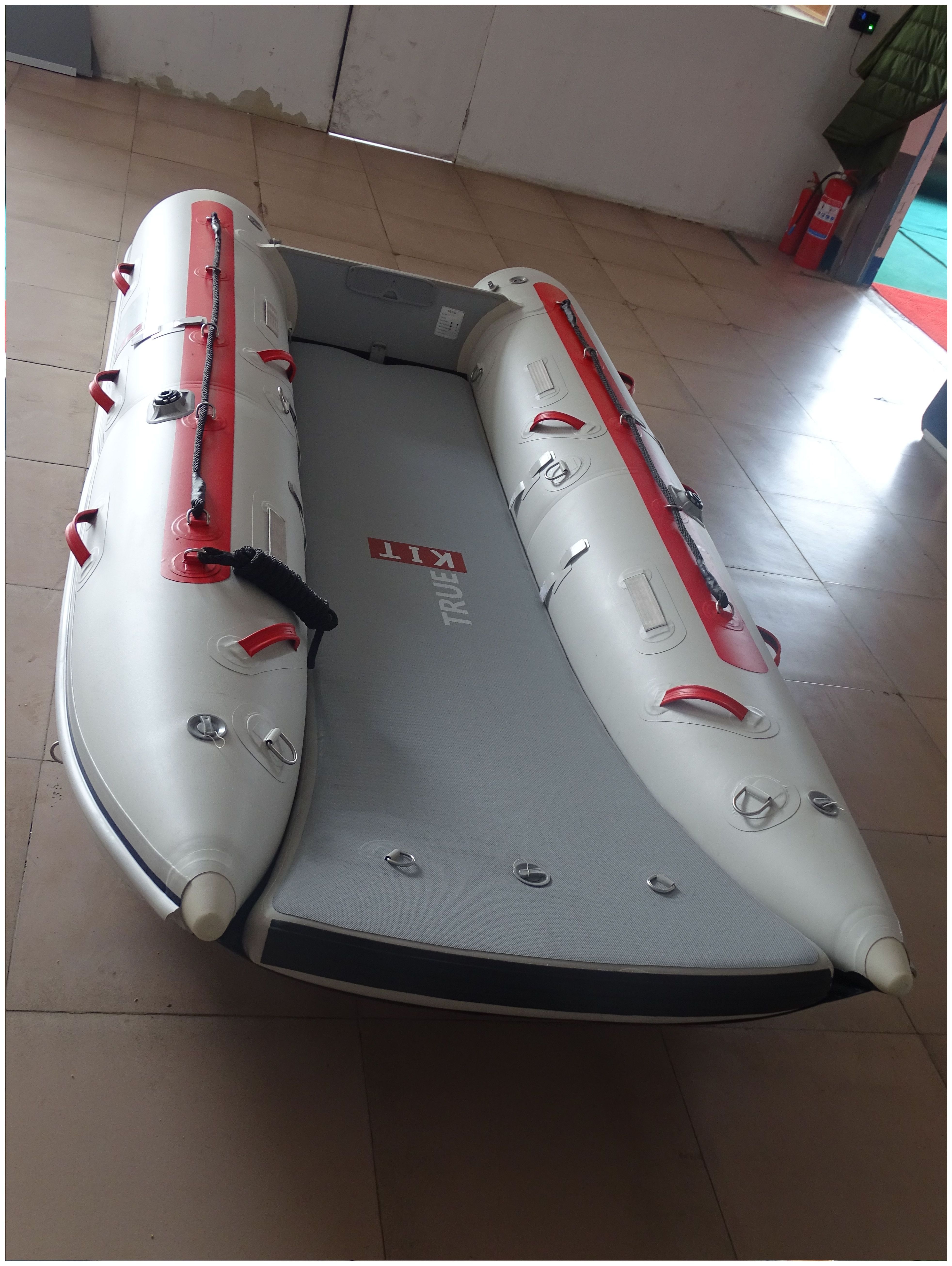 China Multifunctional Lightweight Portable 3.8m 4.8m Pvc Folding Inflatable Catamaran Boat