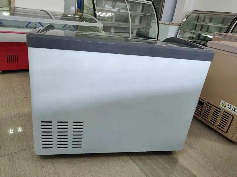 Made in China Commercial Sliding Curved Glass Door Ice Cream Chest Freezer