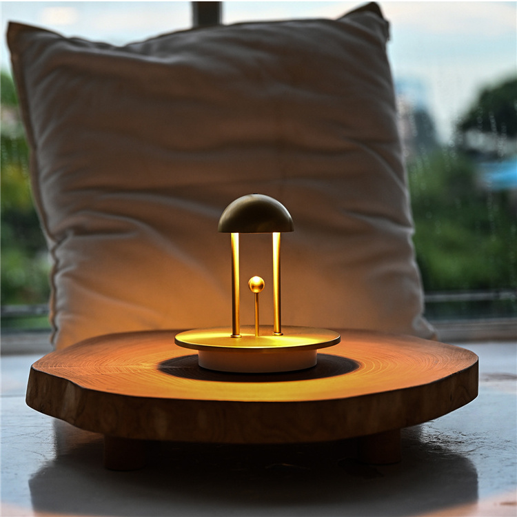 Fancy Newest Table Light ROHS Certification Aluminium Dimmable Control Rechargeable Golden Jingle Night Lamp